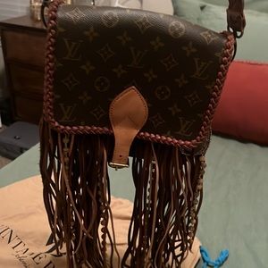 Authentic Louis Vuitton Vintage Boho Bag Like New used once